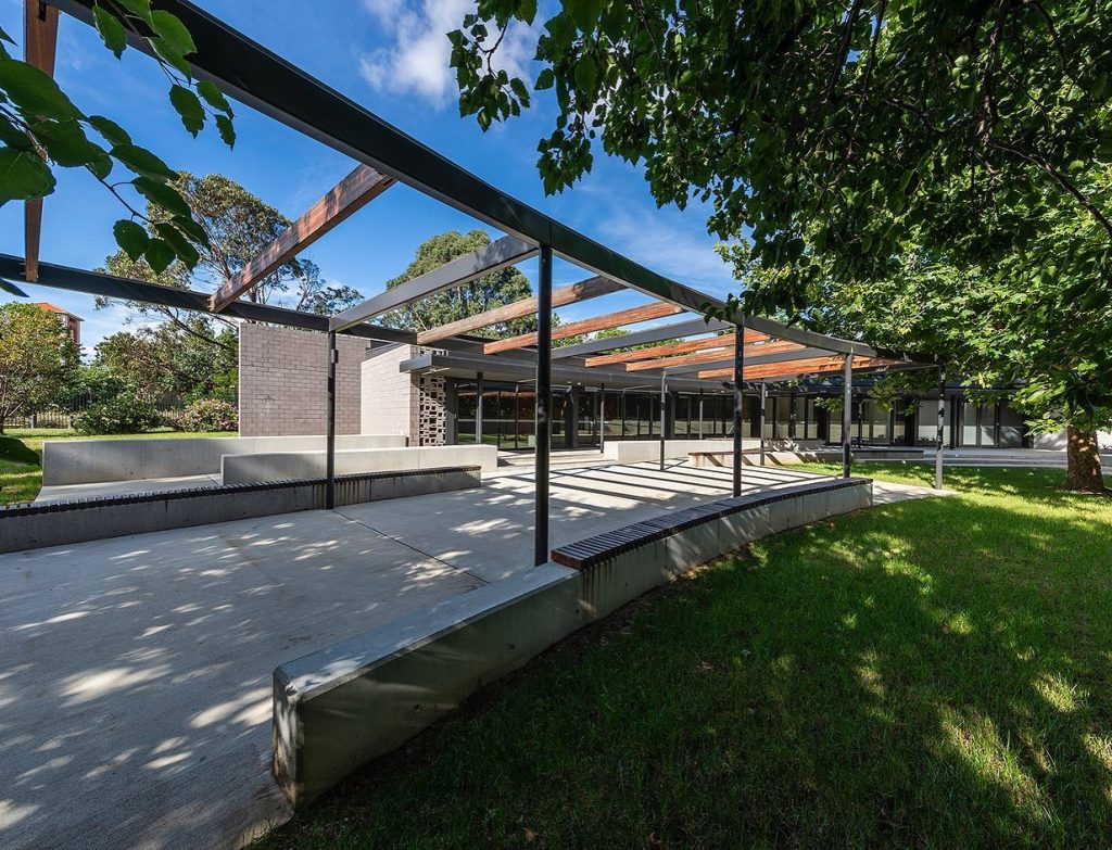 Image shows the exterior of the energy efficient commercial building the National Jewish Memorial centre.